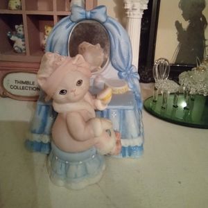 Kitty Cucumber vanity music box